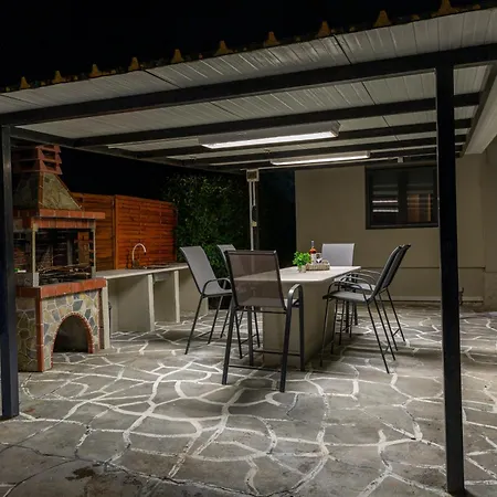 Thaλeia Casa de Férias Nea Kallikrateia