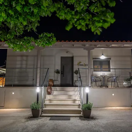 Thaλeia Casa de Férias Nea Kallikrateia