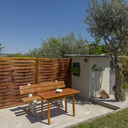 Holiday home Thaλeia
